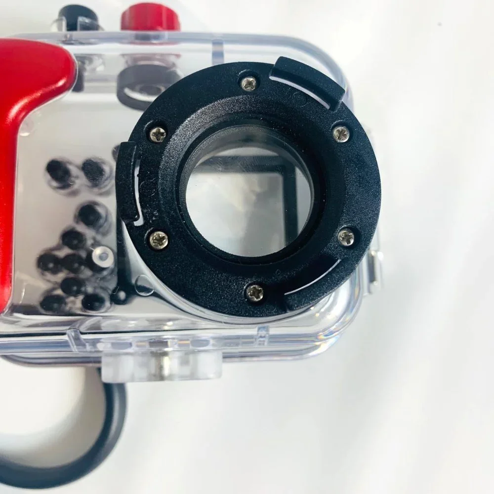 Intova IC-600 Digital Sports Camera case 6.0MP 2.4